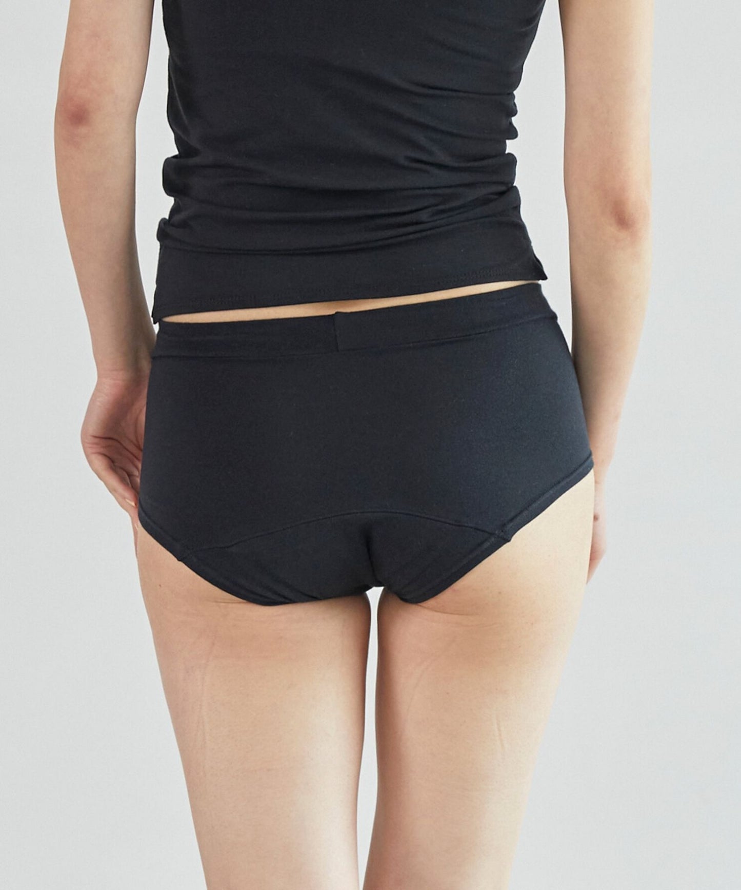 オーガニックコットン吸水ショーツボクサー(ブラックチャーム)